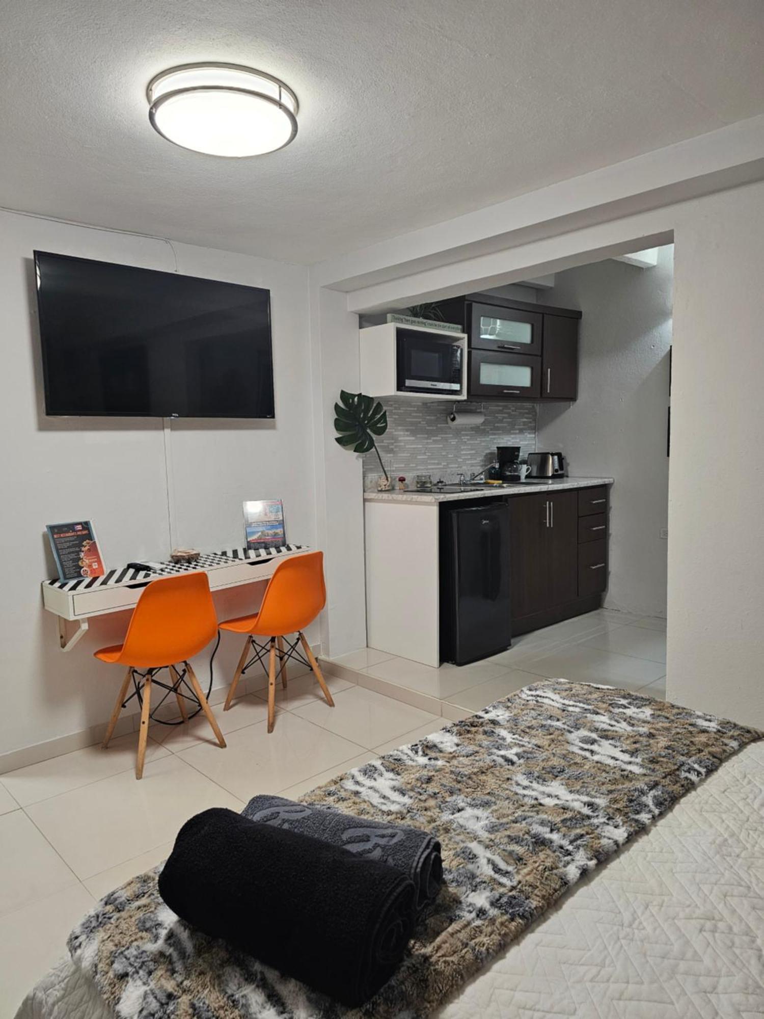 Beach Luxury Studio Сан-Хуан Экстерьер фото